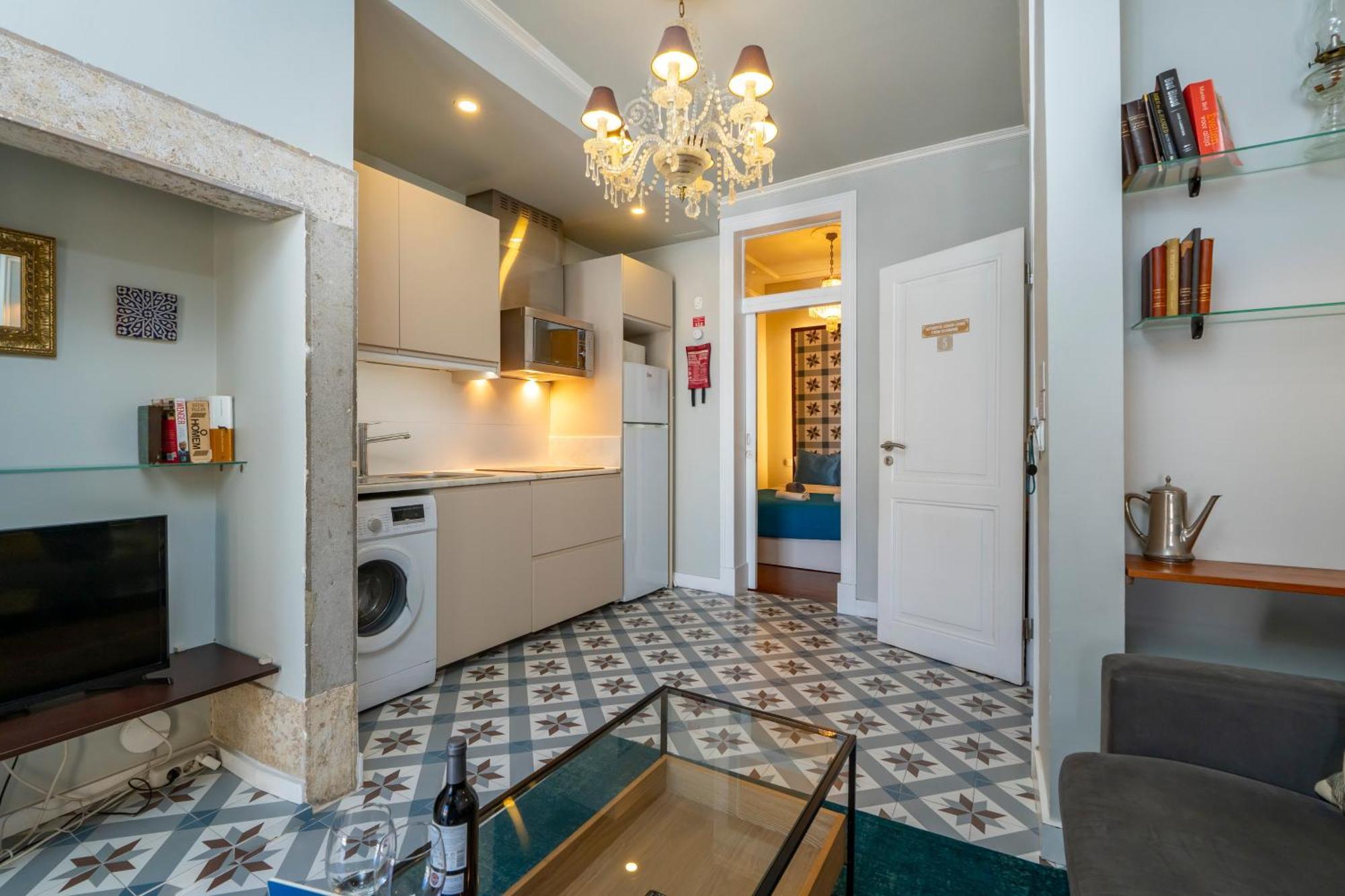 Portuguese Charm In Lisbon Apartment Екстериор снимка