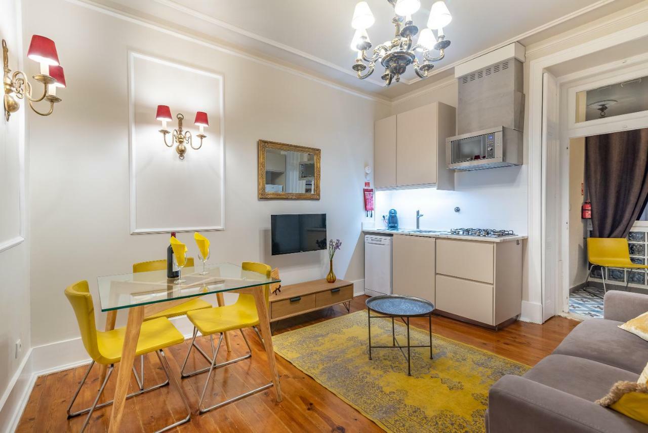 Portuguese Charm In Lisbon Apartment Екстериор снимка